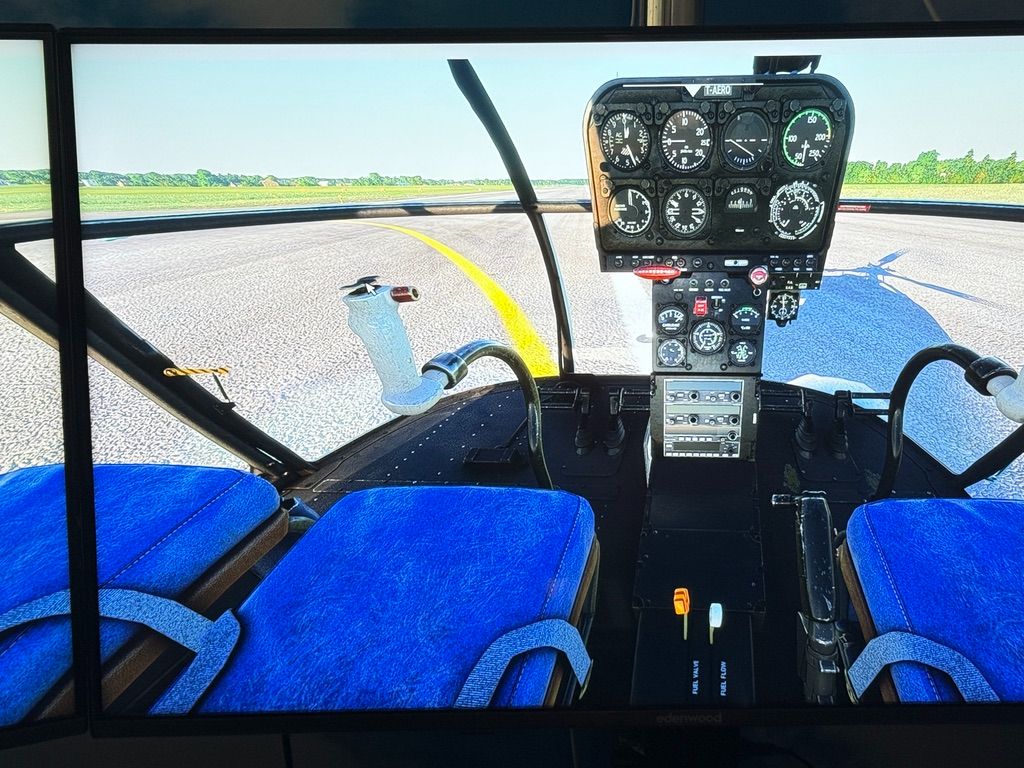 Vue cockpit simulateur d'hélicoptère